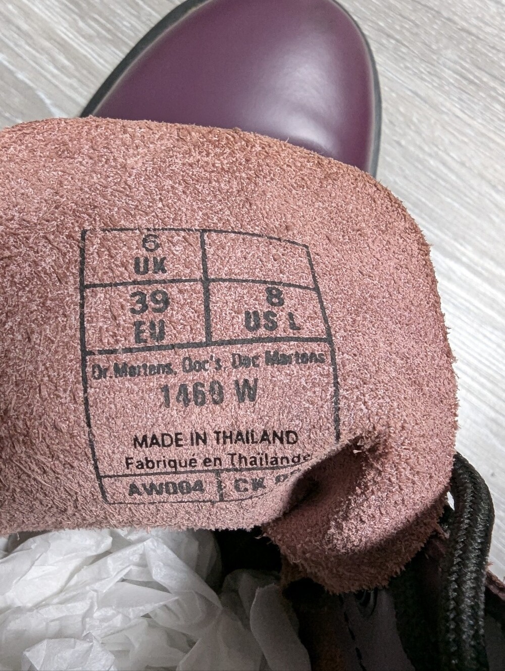 Dr. Martens Women's 1460 Purple Boots US 8 - Picture 10 of 12